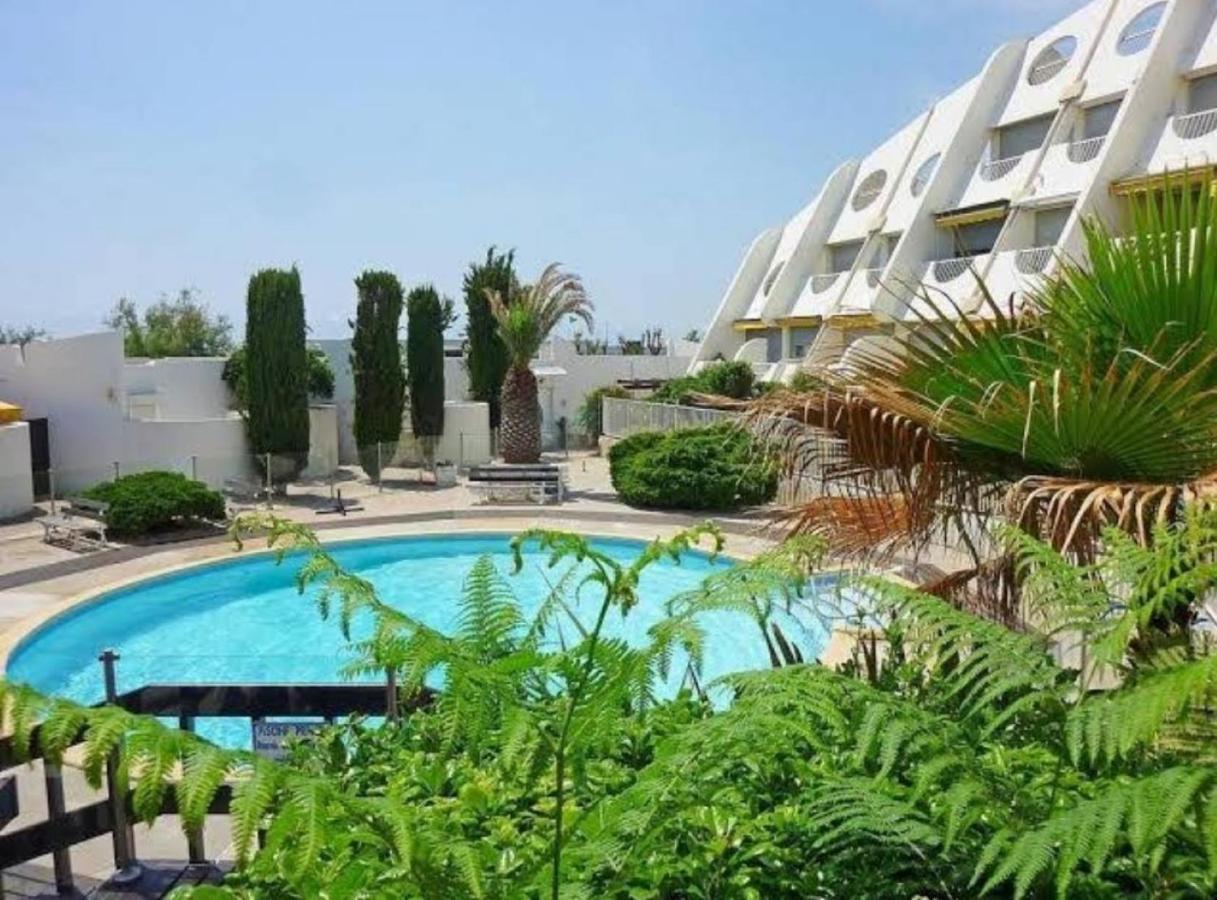 Le Soupir Des Palmiers. Ideal Couple, Piscine, Mer La Grande-Motte Exterior photo